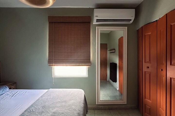 Room 17 of 109
