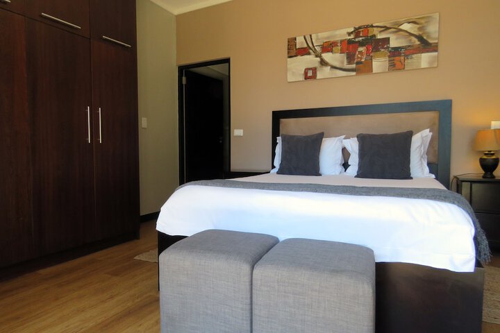 Room 15 of 111