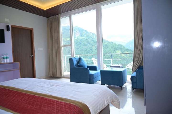 Room 10 of 21