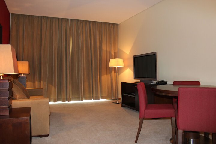 Room 19 of 51