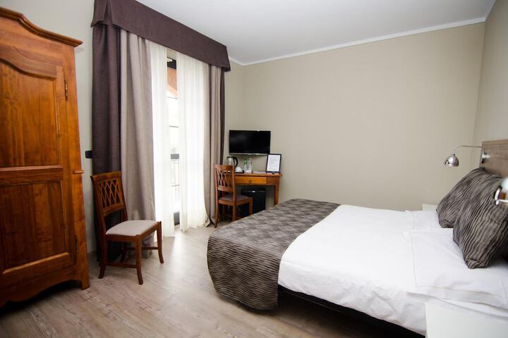 Room 15 of 41