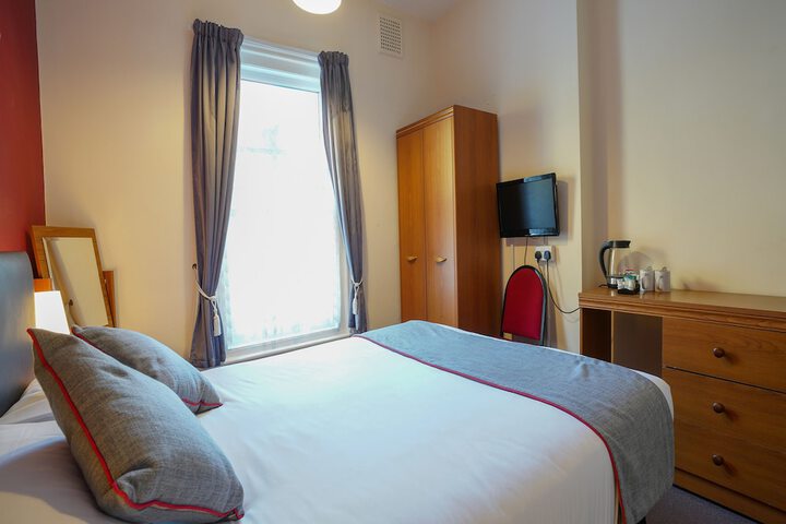 Room 84 of 111