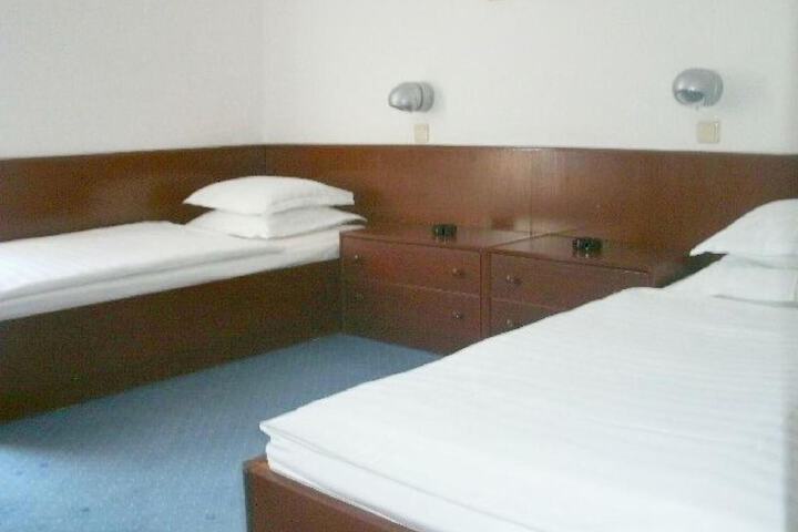 Room 20 of 57
