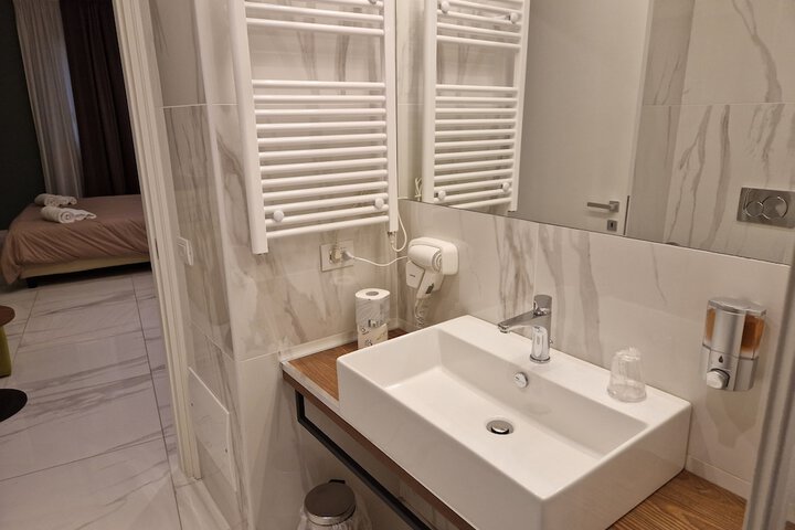 Room 50 of 58