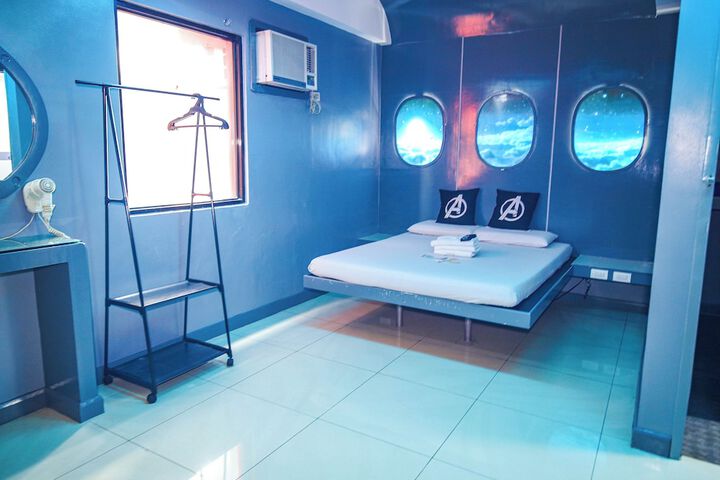 Room 49 of 77