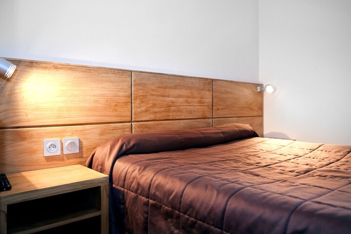 Room 15 of 38