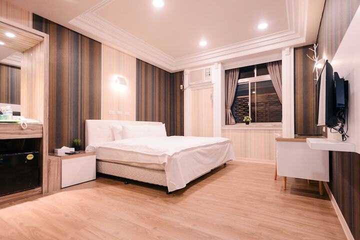 Room 55 of 97