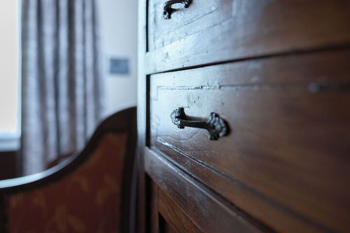 Room 28 of 207