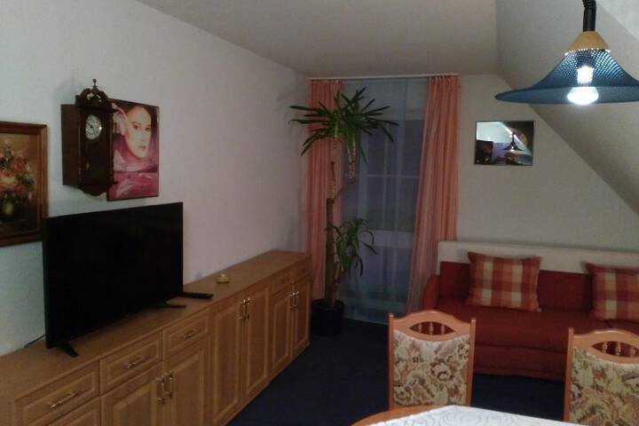Room 7 of 57