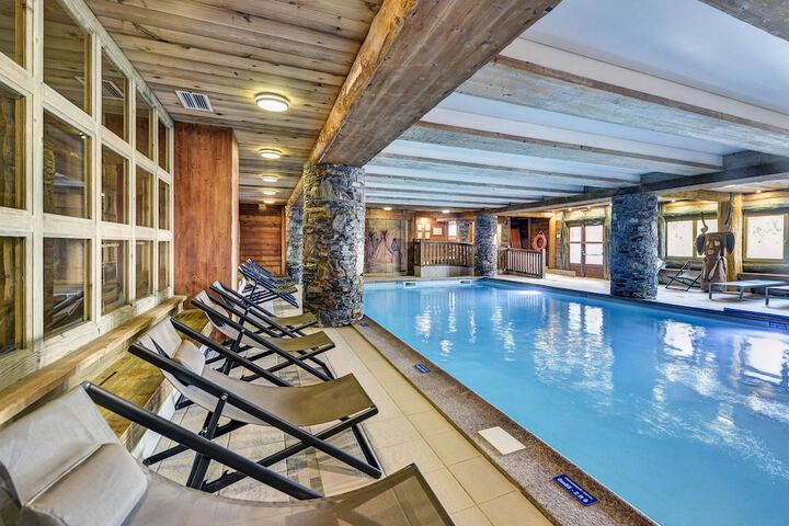 Pool 40 of 57