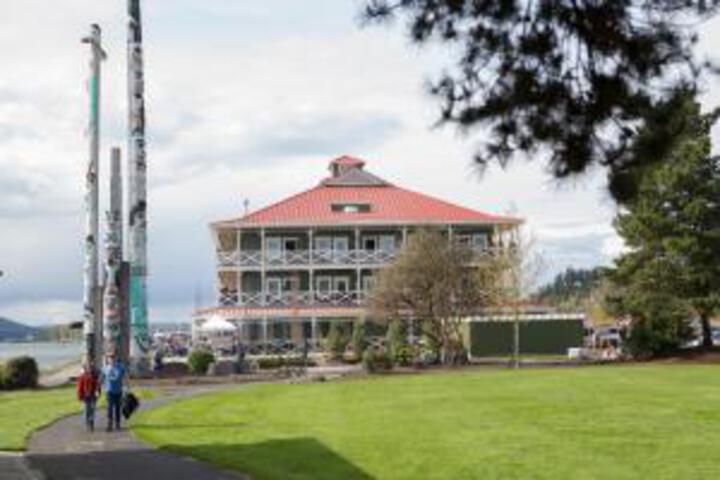 Hotel 55 of 69