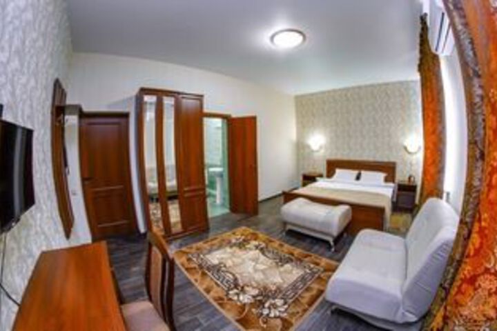 Room 53 of 56