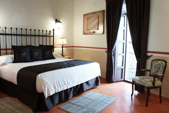 Room 14 of 43