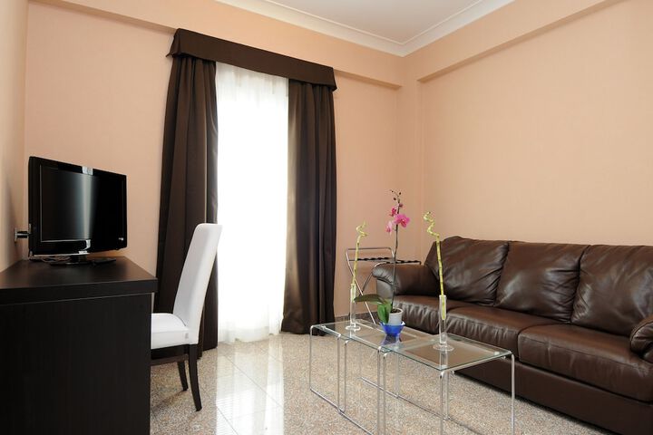 Room 5 of 23