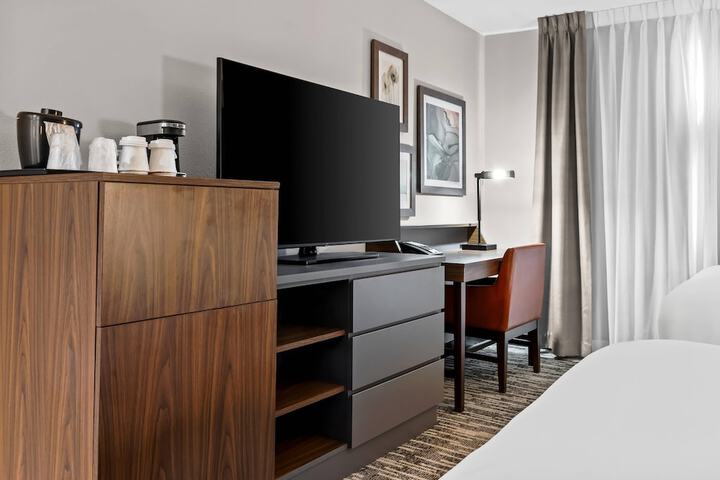 Room 9 of 49