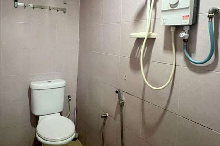 Room 15 of 24