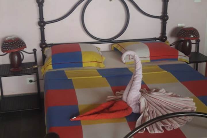 Room 19 of 82