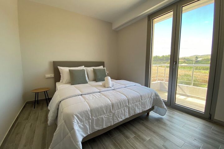 Room 5 of 26