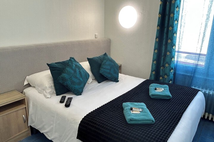 Room 12 of 45