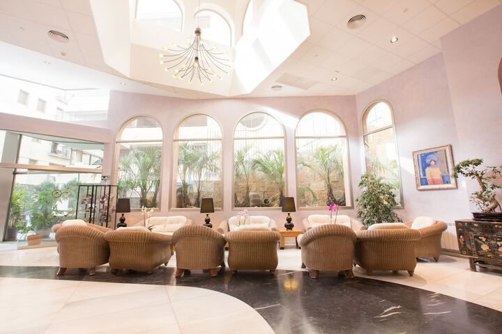 Lobby Entry