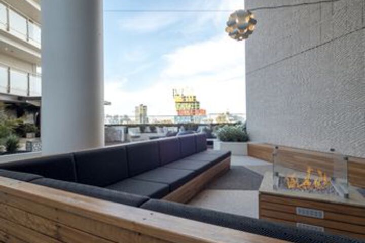 Terrace/Patio 36 of 37