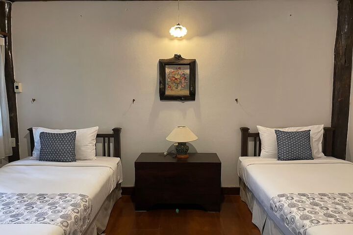 Room 17 of 53