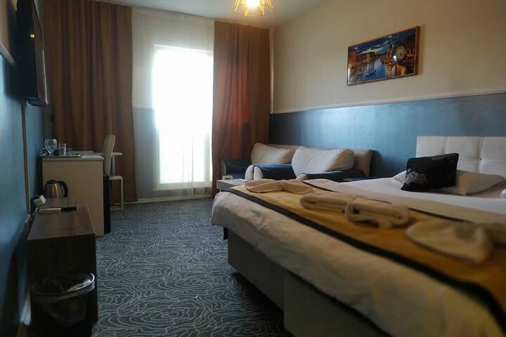 Room 46 of 88