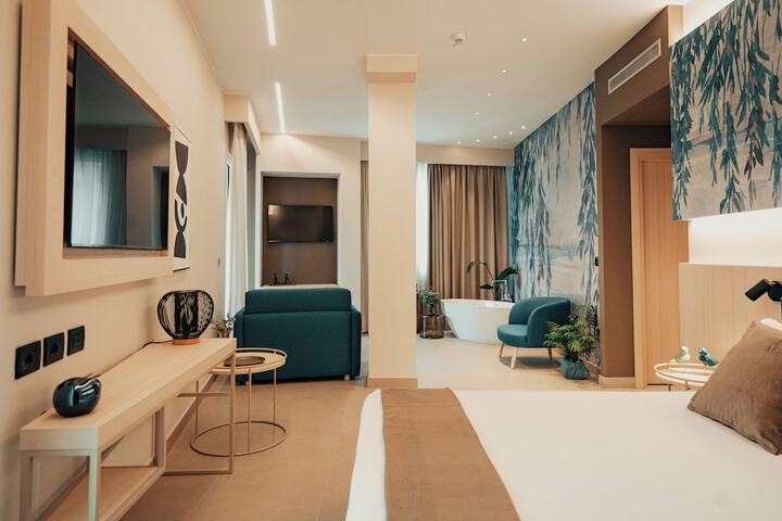 Room 52 of 107