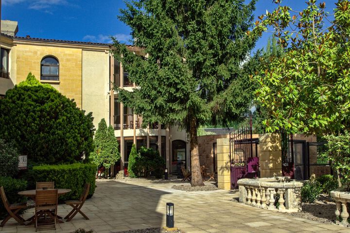 Au Grand Hôtel de Sarlat in Sarlat-la-Canéda