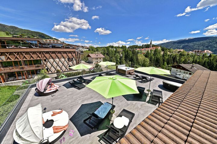 Terrace/Patio 22 of 23