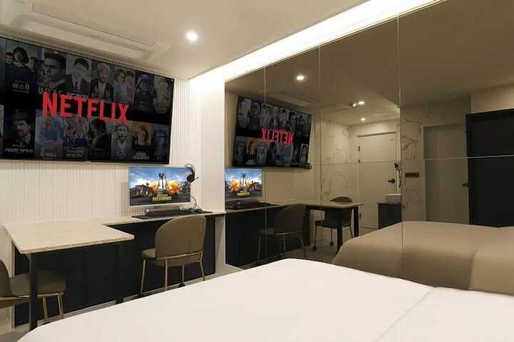 Room 20 of 109