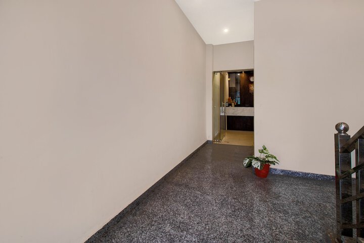 Hotel Interior 2 of 18
