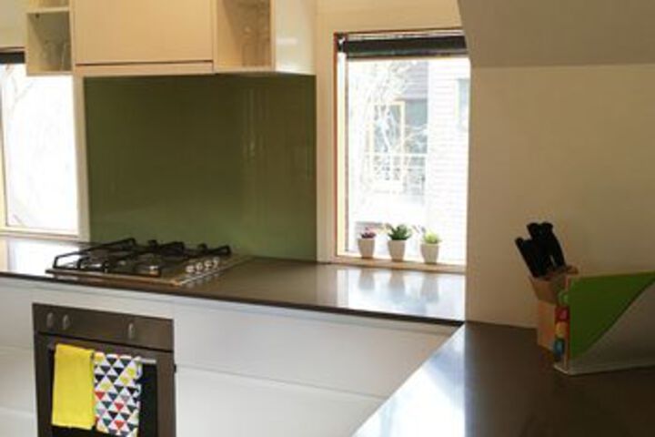 Room 4 of 6