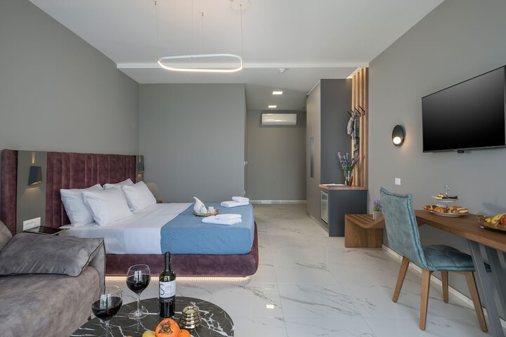 Room 14 of 60