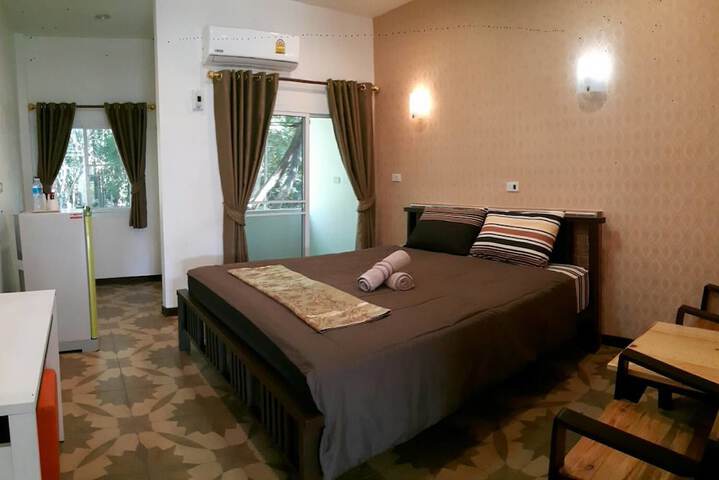 Room 10 of 40