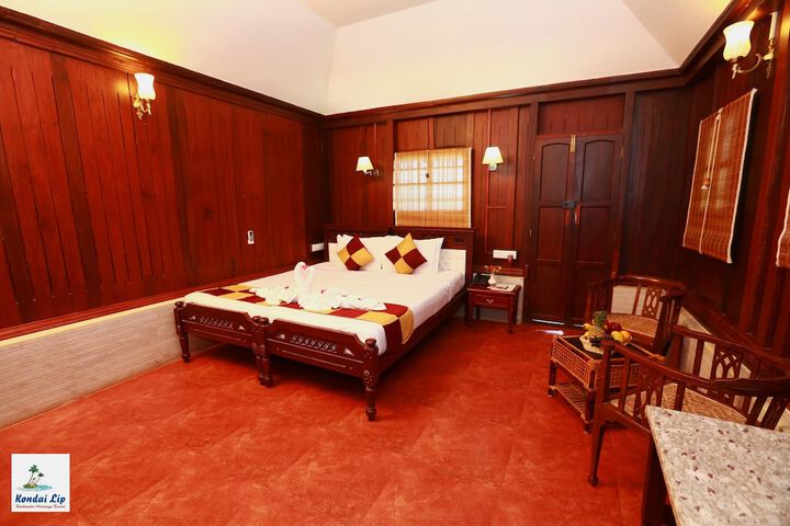 Room 12 of 38