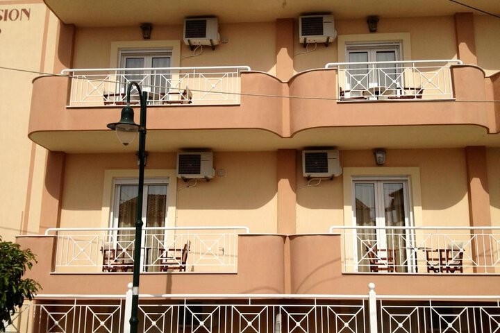 Hotel 49 of 58