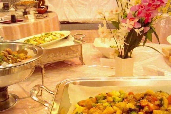 Dining Photos