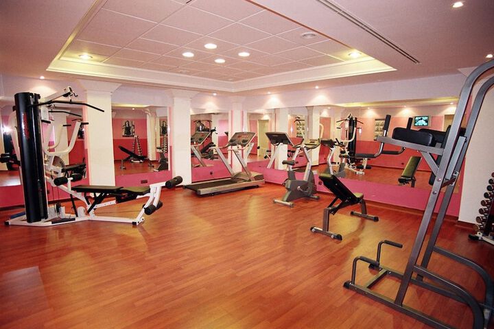 Hotel with Gym