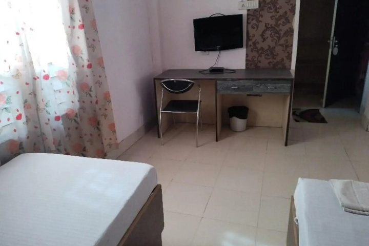 Room 2 of 15
