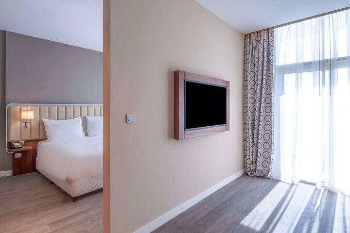 Room 35 of 268