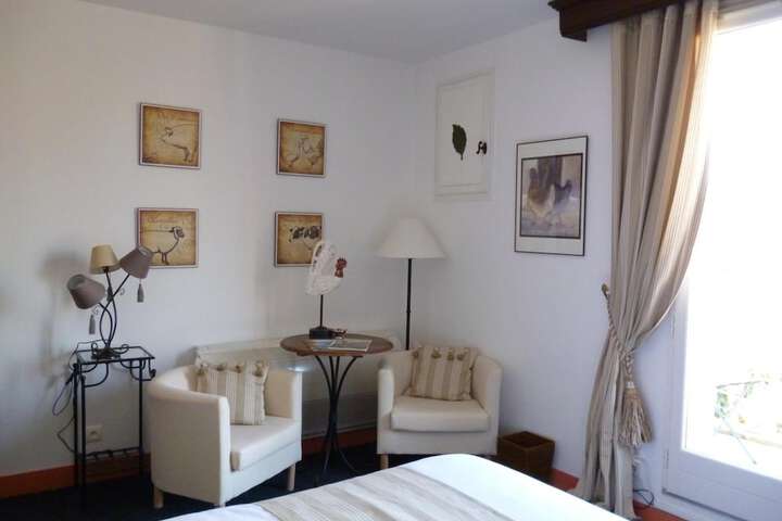 Room 10 of 62