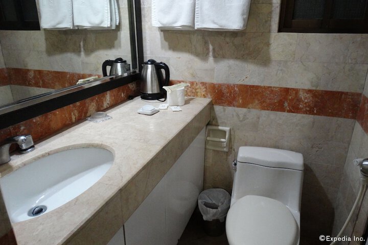 Room 20 of 28