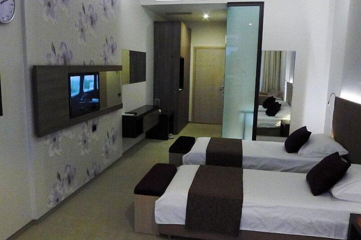 Room 15 of 45