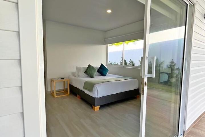 Room 25 of 116