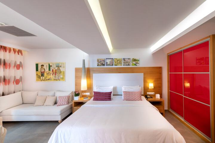 Room 50 of 152