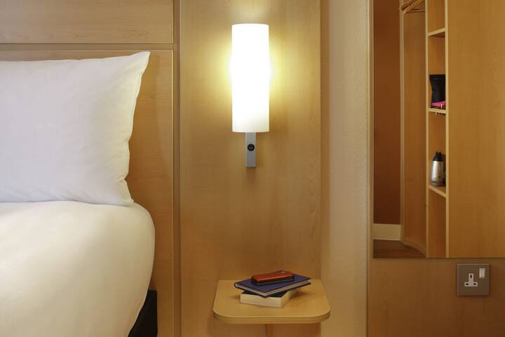 Room 9 of 57