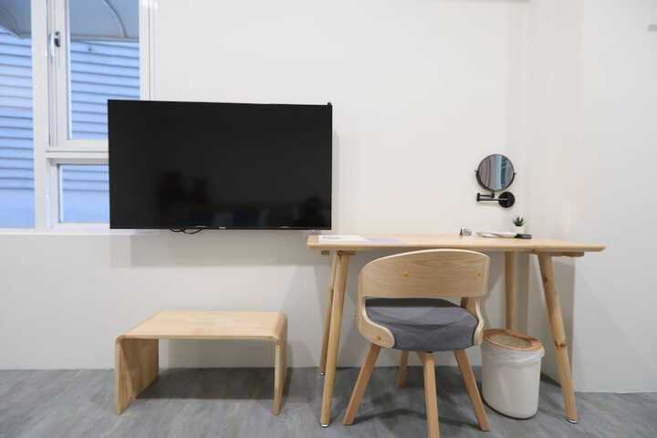 Room 51 of 75