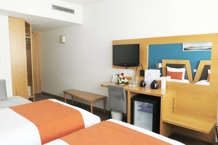 Room 38 of 108