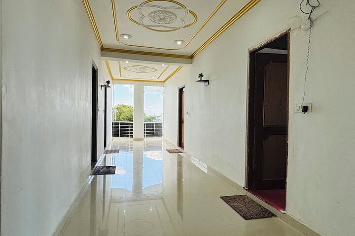 Prafull Hotel